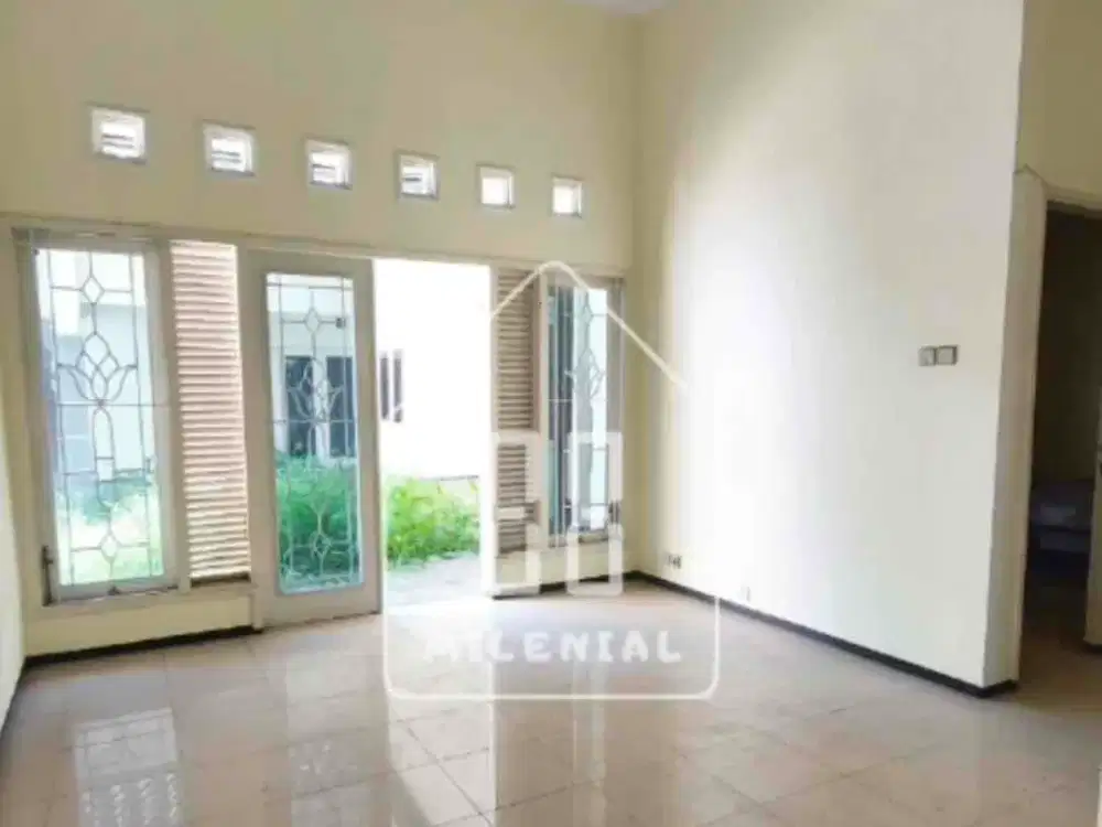 Dijual Rumah Strategis Udara Sejuk di Perumaham Permata Jingga Kota Malang Jawa Timur