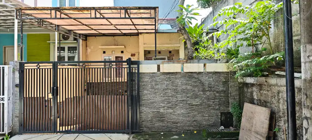 Rumah 2 lantai kondisi bagus lokasi tengah kota