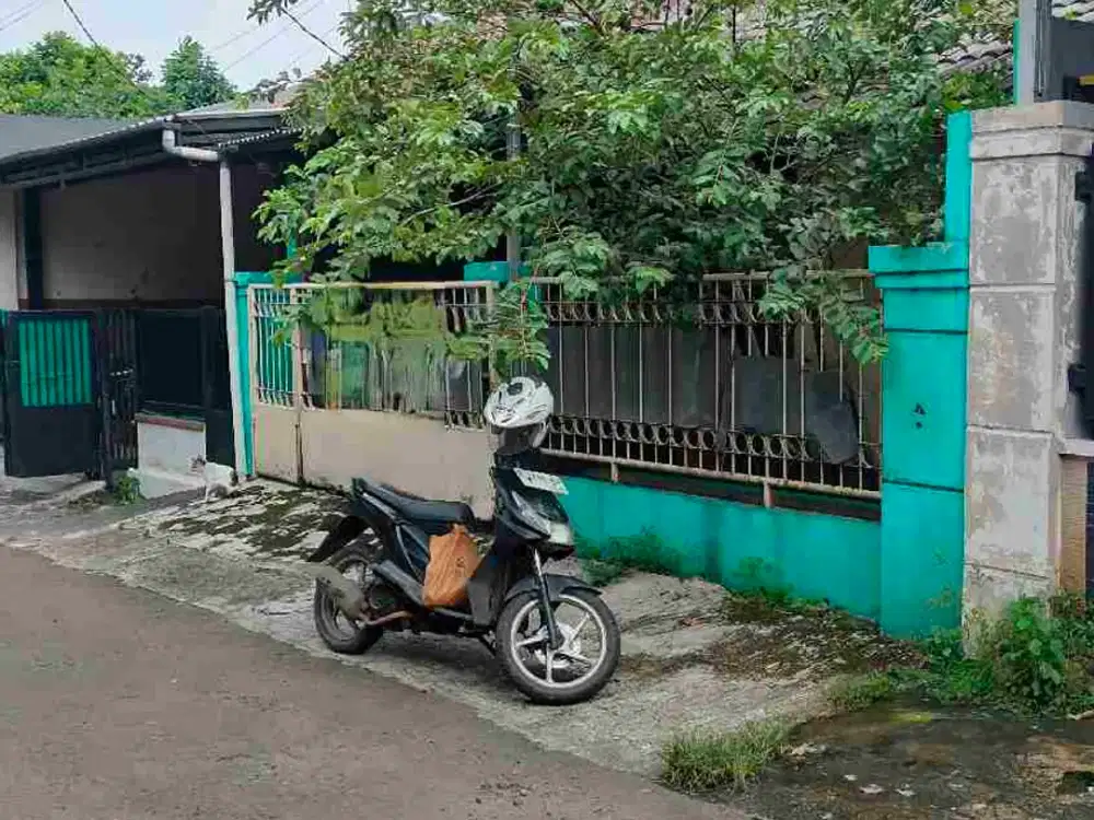 Dijual Atau Disewakan Rumah Strategis Kamar Tidur 5 di Pusat Kota Bogor Komplek Indraprasta 1 Dekat Taman Kresna, Bogor Utara, Kota Bogor