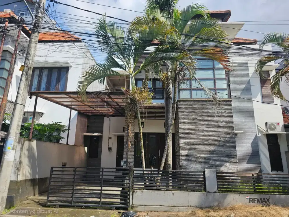 Rumah Minimalis dalam Komplek One Gate Dijual, di Kerobokan Area