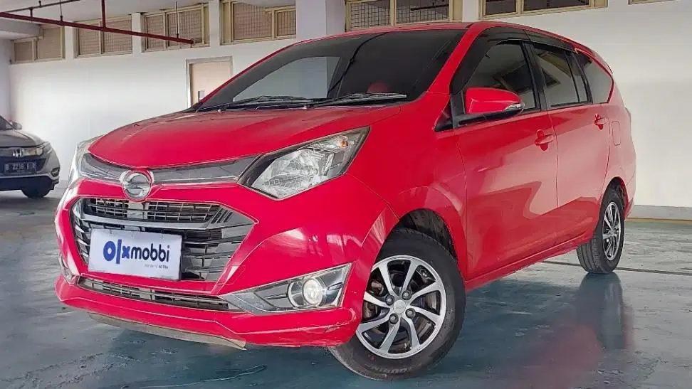 TDP 5,JT Daihatsu Sigra 1.2 R Bensin-MT Merah 2017