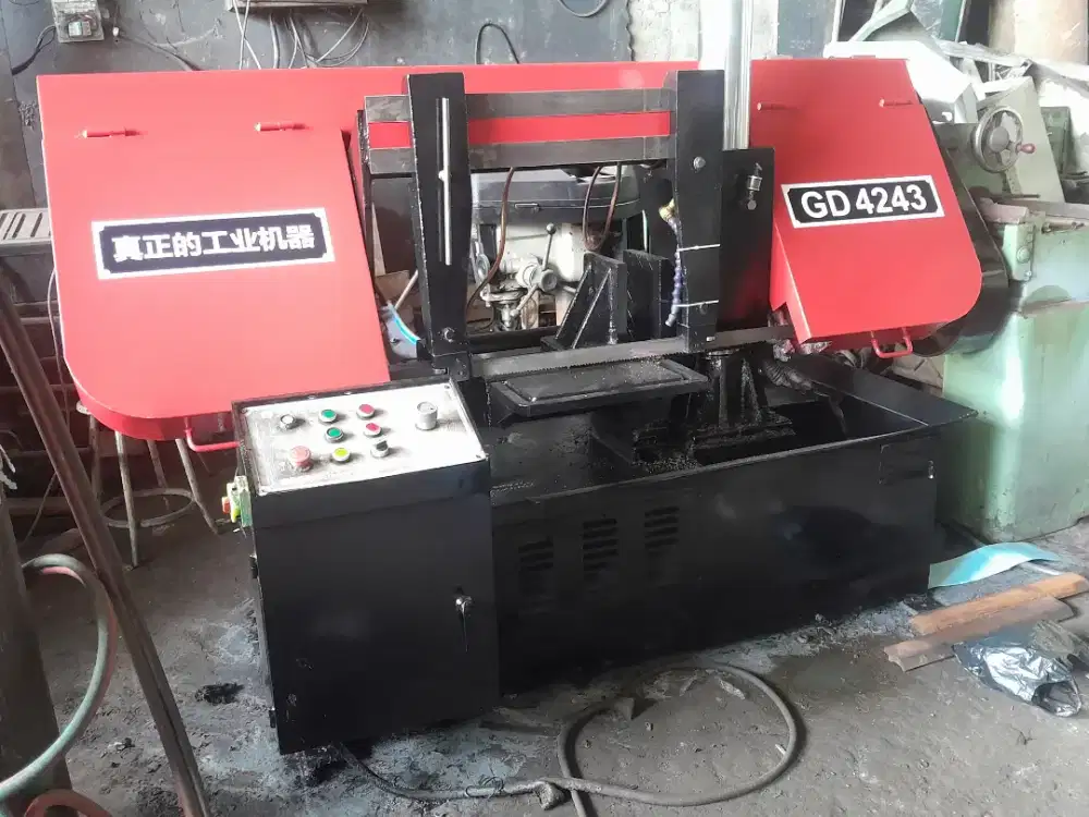 Mesin bandsaw 17 in