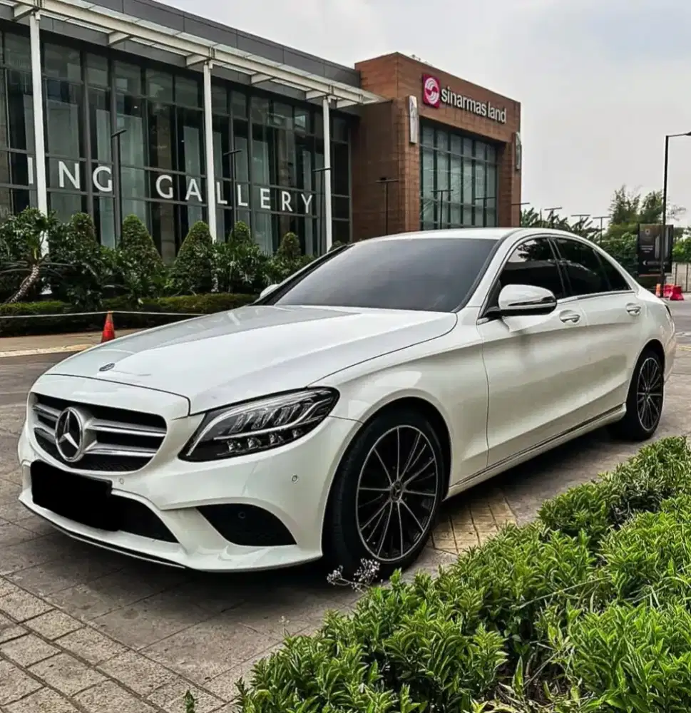MURAH. Mercedes Benz C200 EQ Boost 2020 MBUX W205 AMG 2019 cla200