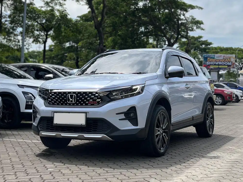 HONDA WRV RS SENSING 1.5 AT PUTIH 2023 KM 21RB