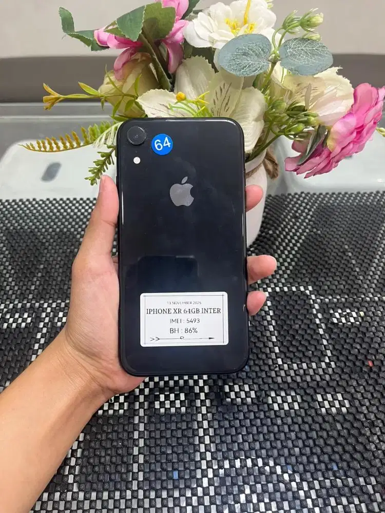 Iphone xr 64gb fullset terima tuker tambah/kredit