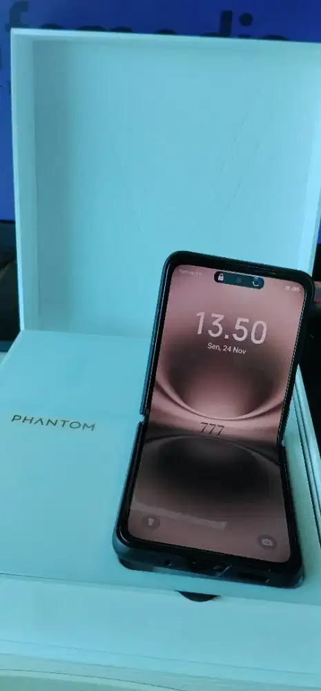 Phantom flip 5G