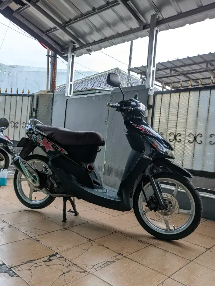 Mio Smile 2009 Modifikasi tipis (Nego bensin)