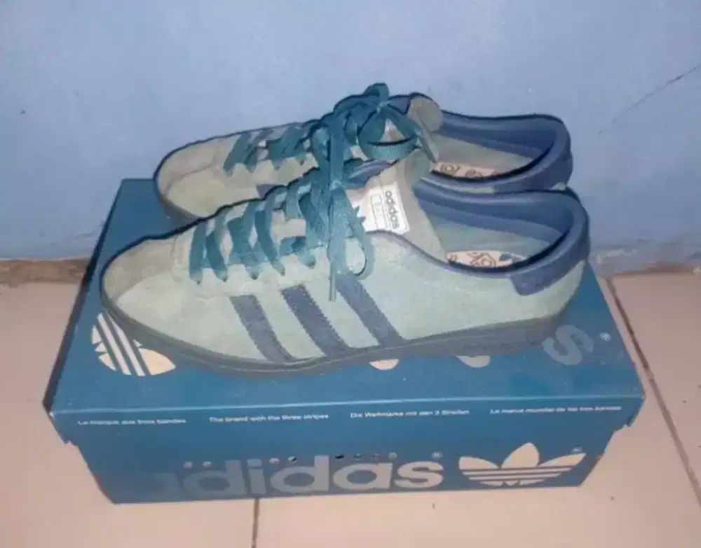 Sepatu adidas bali Original
