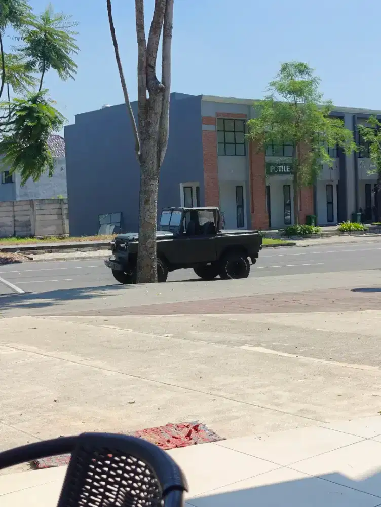 jip-jeep-nissan patrol G60 (rare)