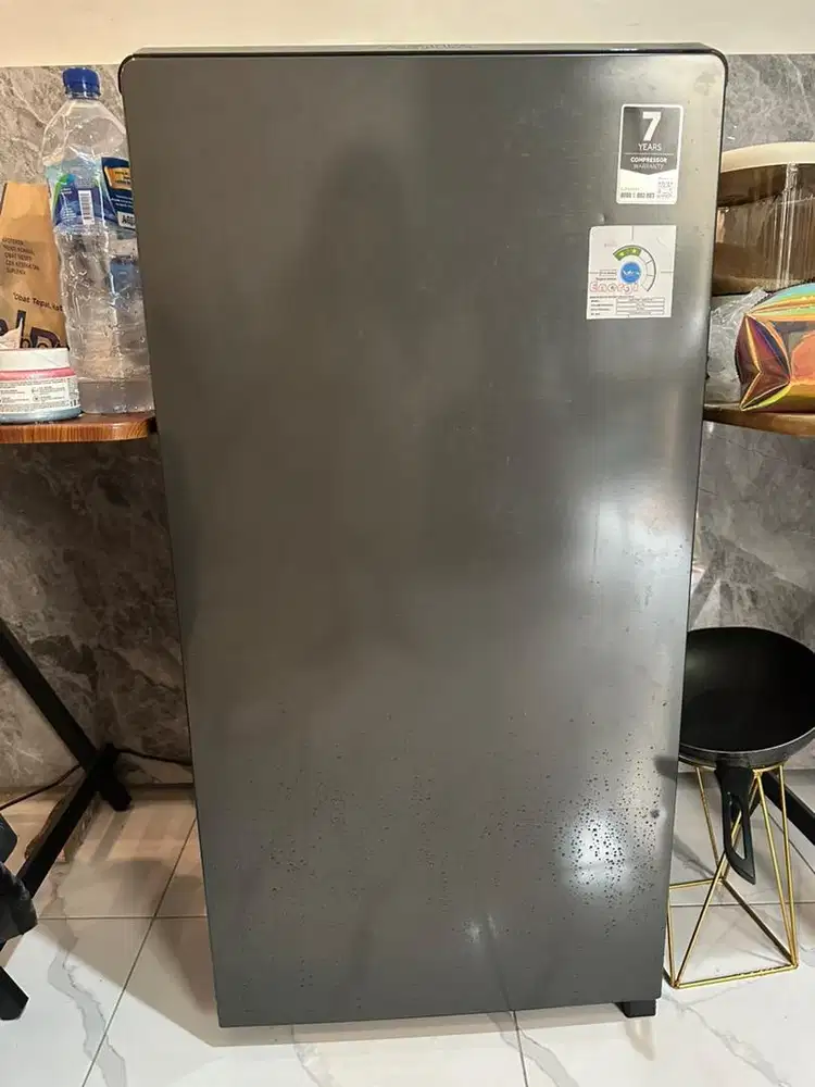 Kulkas AQUA AQR-D185