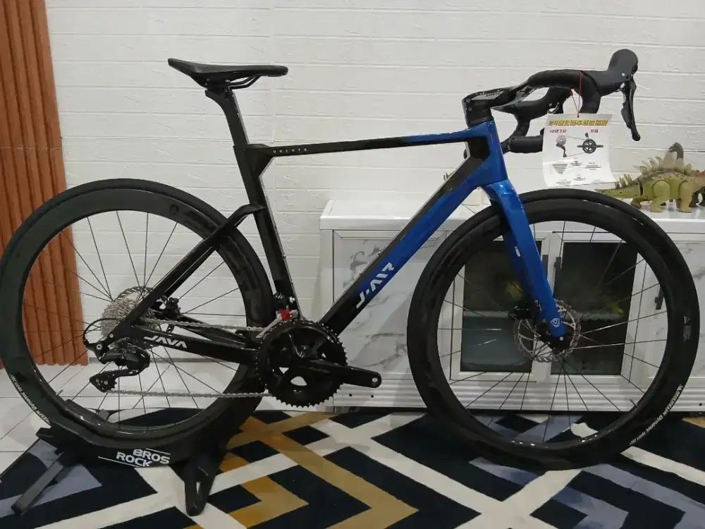 ROADBIKE JAVA VOLATA 2025 SECOND VERY GOOD CONDITION