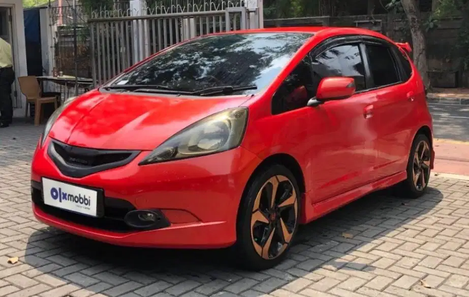 TDP 6,JT Honda Jazz 1.5 E Bensin-MT Hitam 2012