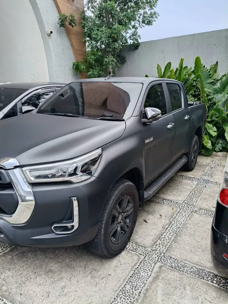 TOYOTA HILUX DOUBLE CABIN M/T 2021