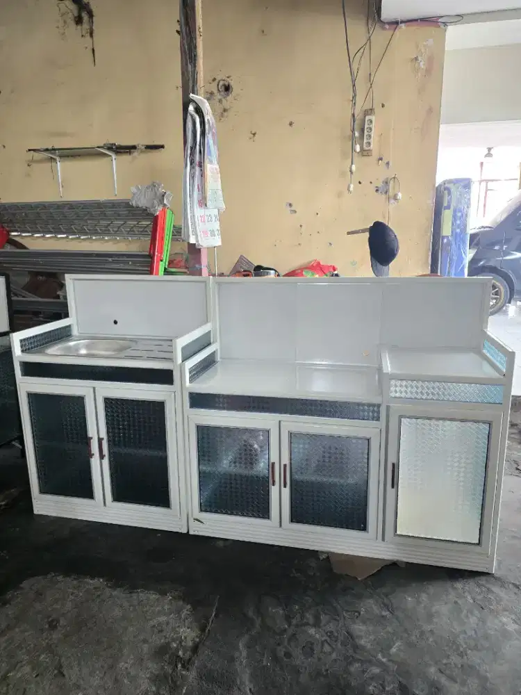 Meja kompor wastafel