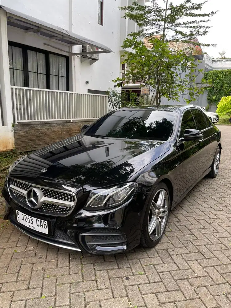 Mercedes-Benz E300 AMG line Turbo 2018 Bensin