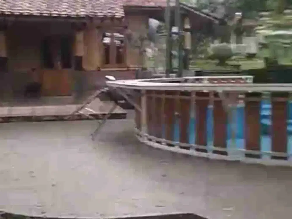 villa resort dan kebun durian luas murah