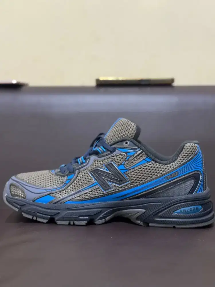 Sepatu NB (43) sport/running