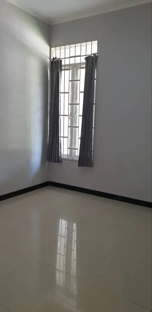 Dijual Rumah Siap Huni di Taman Kopo Indah TKI 5