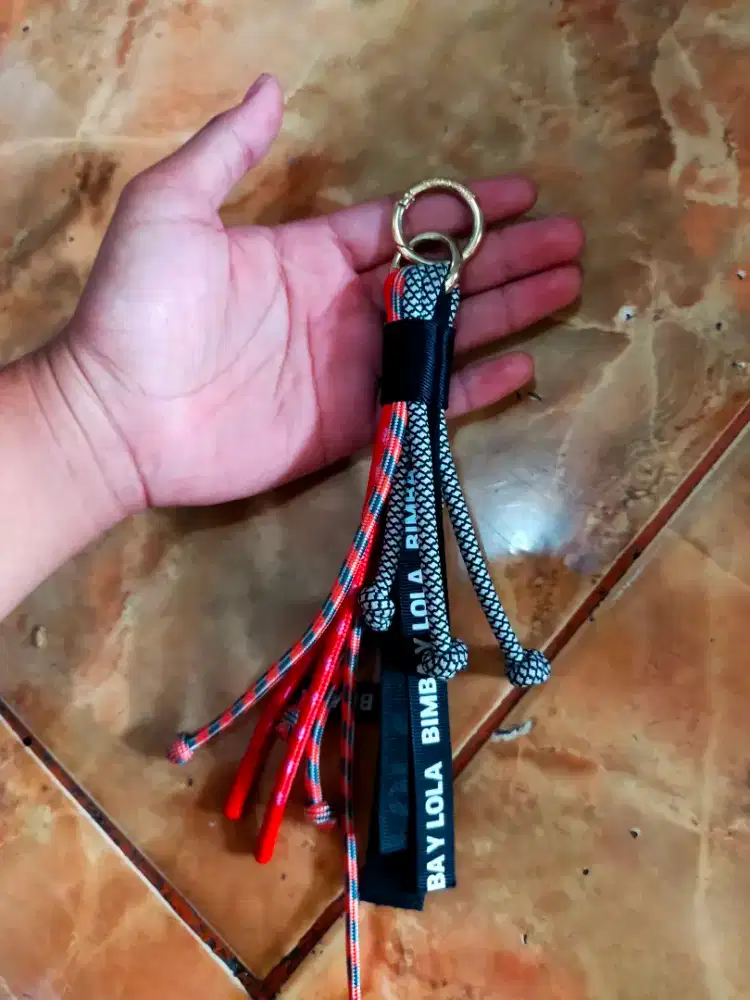 Gantungan tas BIMBA Y LOLA