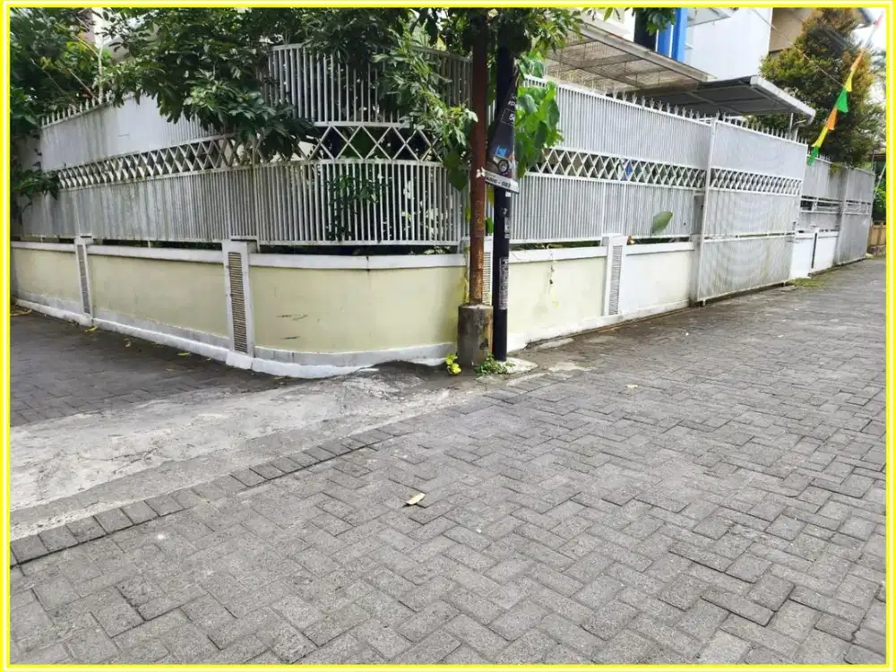 Selangkah ke Kampus UGM, di Jl. Sulawesi Tanah Jogja dijual