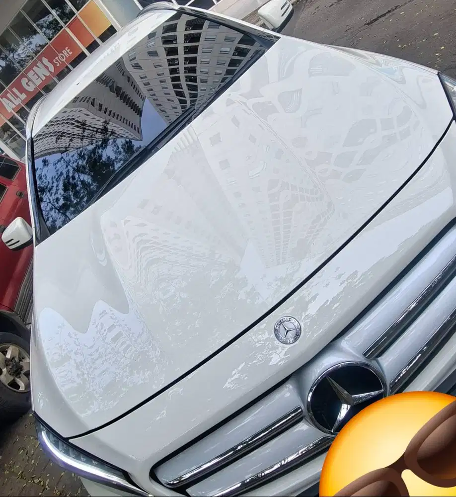 Mercedes Benz GLA 200