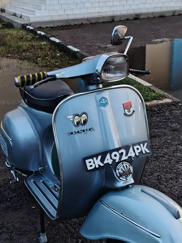 Vespa sprint veloce 1977 ganteng poLL