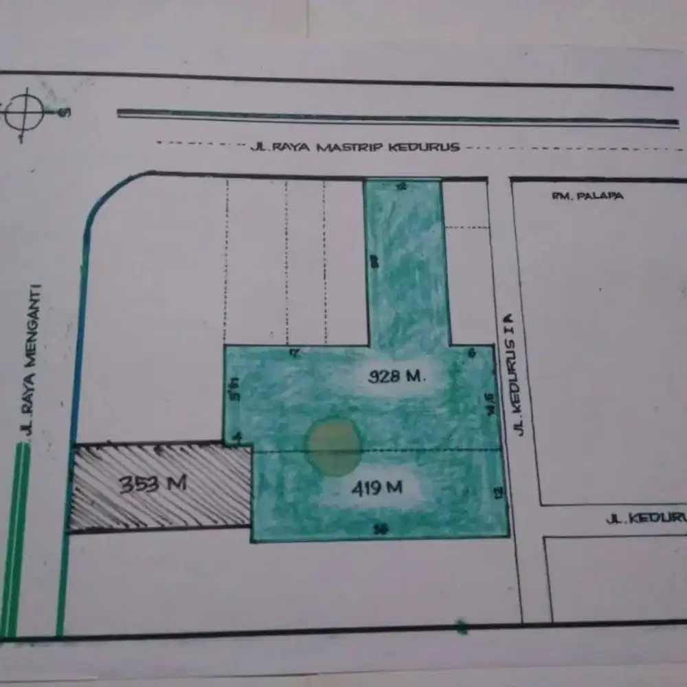Dijual lahan/tanah ngantong ada sedikit bangunan