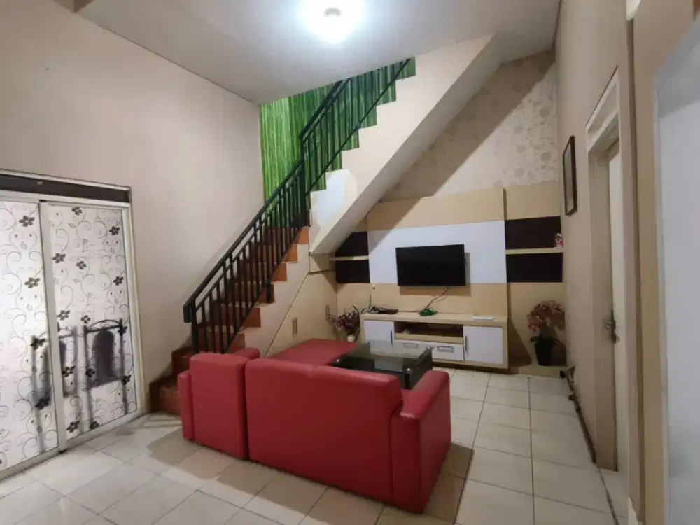 Dijual Rumah Nyaman dan Asri Siap Huni Lokasi Di Kota Baru Parahyangan Tatar Candra Resmi Bandung