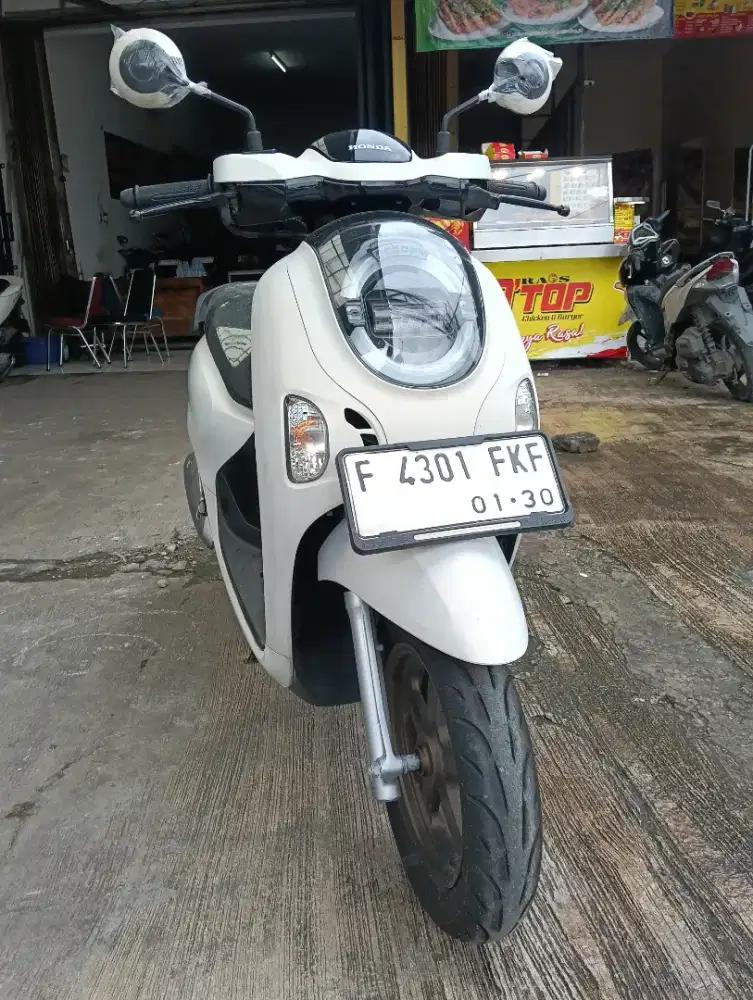 Di jual murah Honda Scoopy prstige