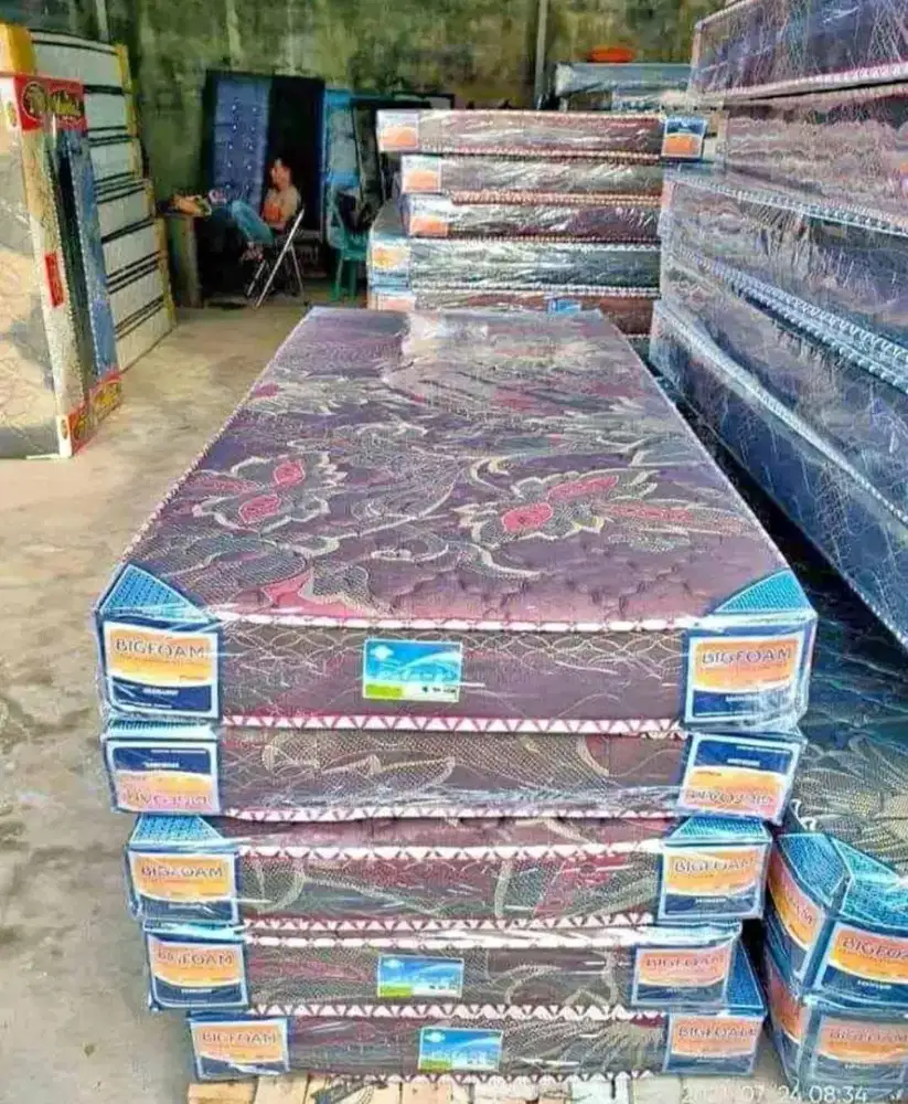 Kasur Busa Bigfoam dengan bungkus matras tebal 14cm