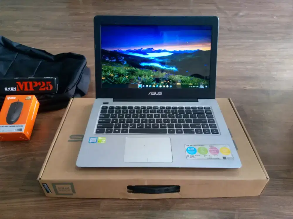 ASUS XA456URK Processor intel core i5 -7200U RAM 4GB SSD 256