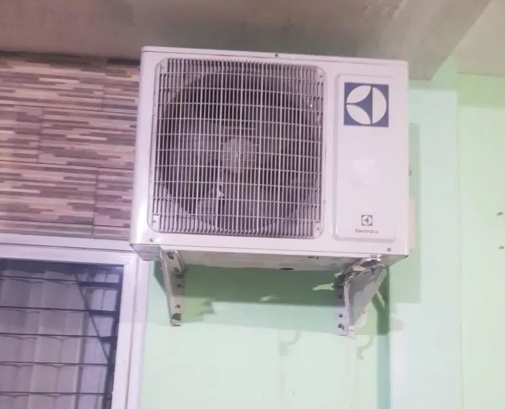 Ac elektrolux 1 pk 3.500.000