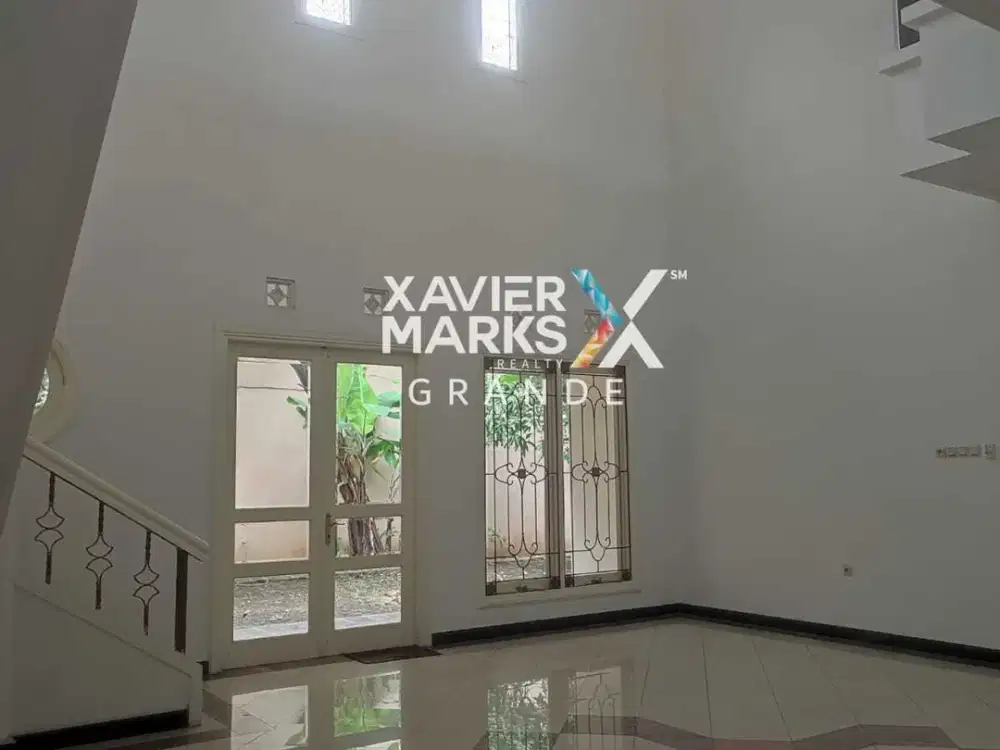 Disewakan Rumah di Boulevard Araya Tengah Kota Malang