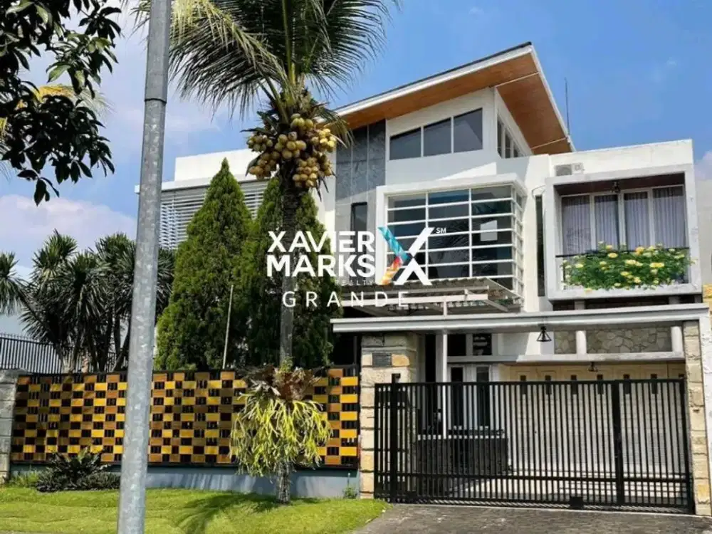 DIjual Rumah Mewah Full Furnished di Araya, Tengah Kota Malang