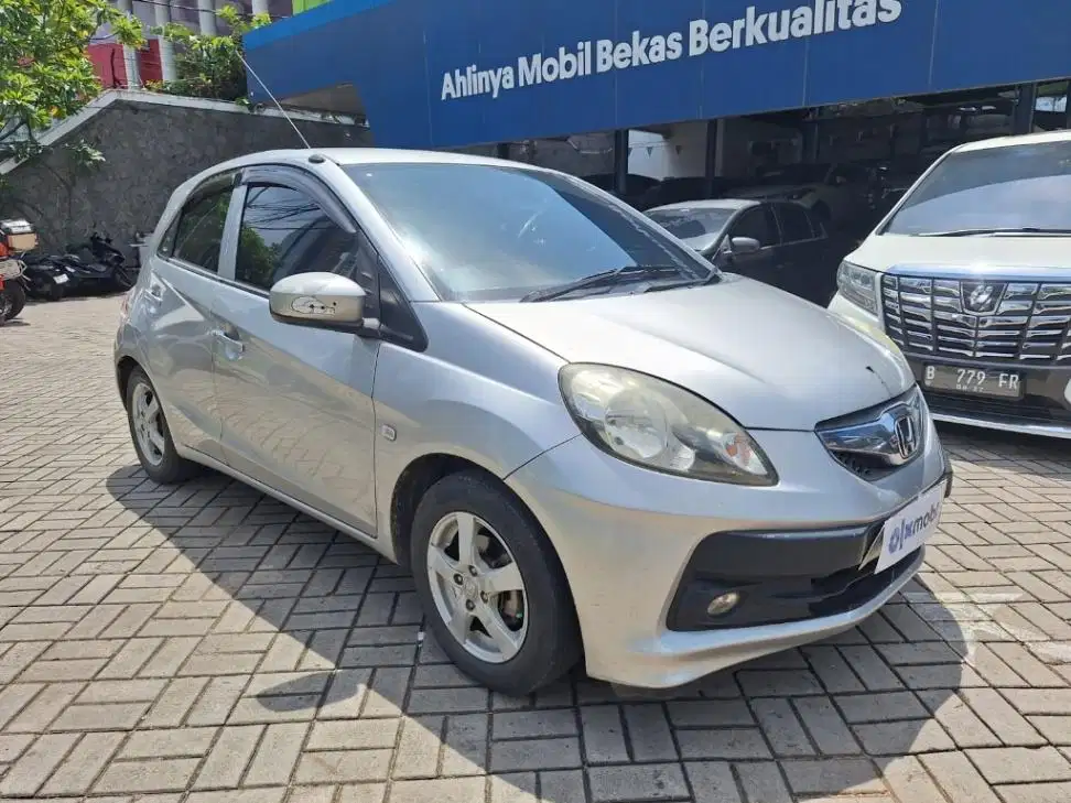 LOW DP Honda Brio 1.2 E Bensin-AT 2014 KRC