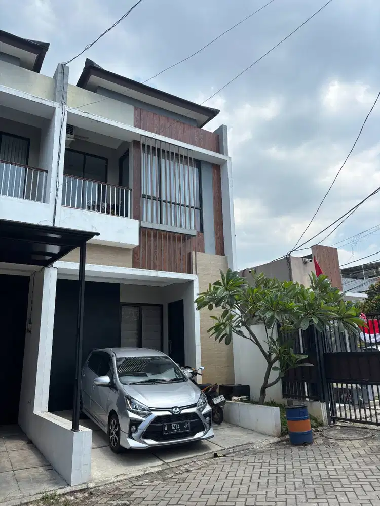 Dijual Cepat! Rumah Patio Premiere (Hook) – Lokasi Strategis dekat BSD