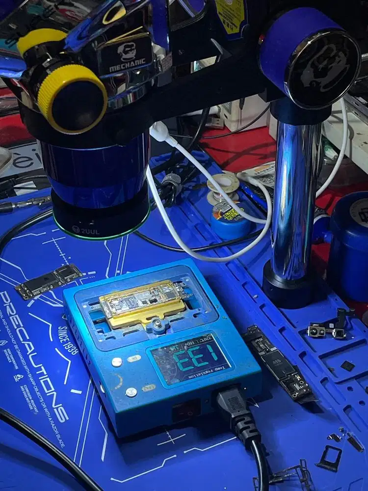 Service Apple iphone ipad macbook imac baterai lcd matot Bandung