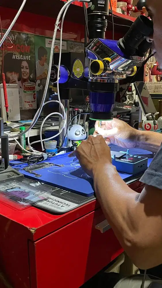 Service Apple iphone ipad macbook imac baterai lcd matot Bandung