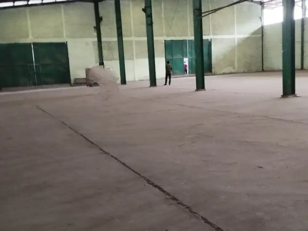 Gudang Sunter Agung Timur 40x67,5m strategis, masuk container