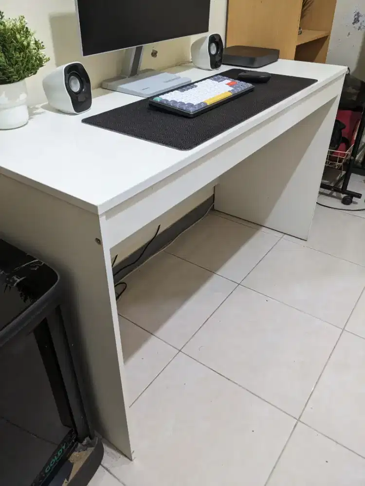 Meja kantor kerja/komputer second bagus