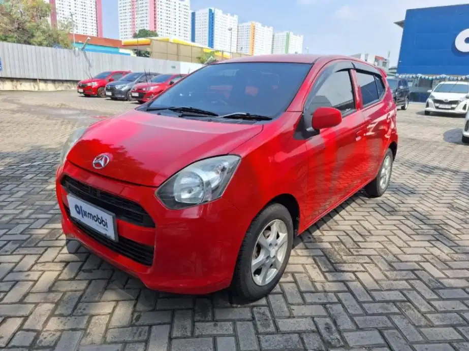 LOW DP Daihatsu Ayla 1.0 M Bensin-AT 2015 TIU