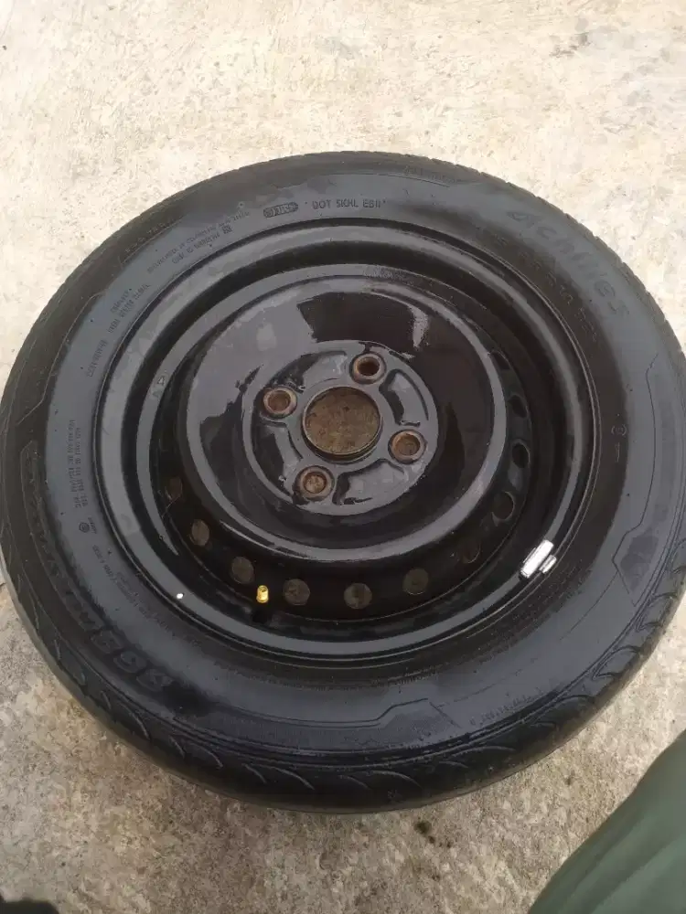 Jual ban berikut velg UK ring 14