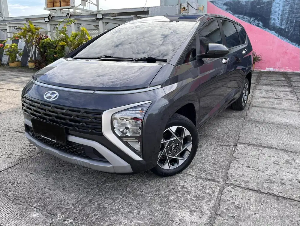 Hyundai Stargazer Prime 1.5 4x2 At 2023 capten seat