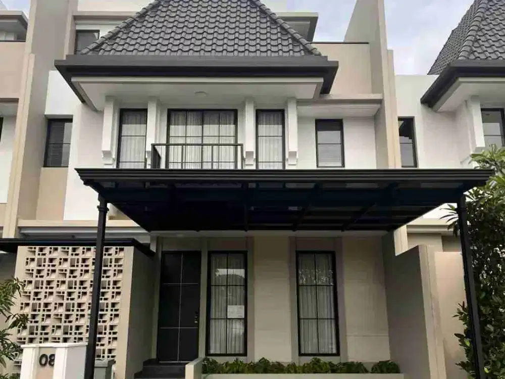 Rumah Menghadap Danau di Summarecon Bogor