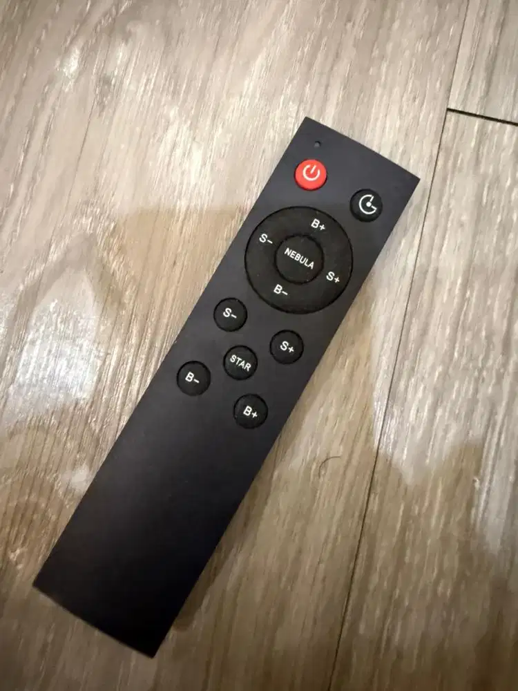 Remote lampu astronot ambience nebula