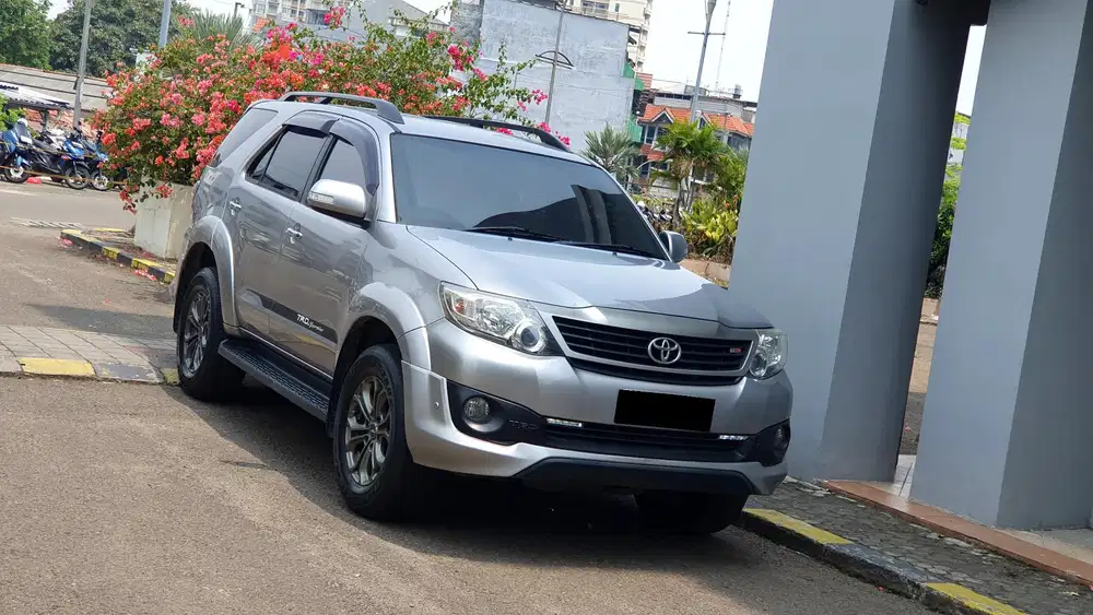 Toyota Grand Fortuner 2.7 G Lux Luxury 2014/2015