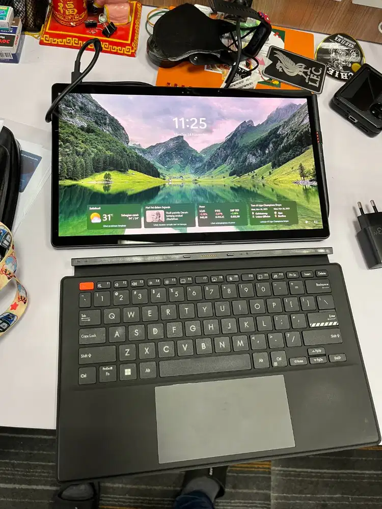 ASUS Vivobook Slate 13 - Windows Tab