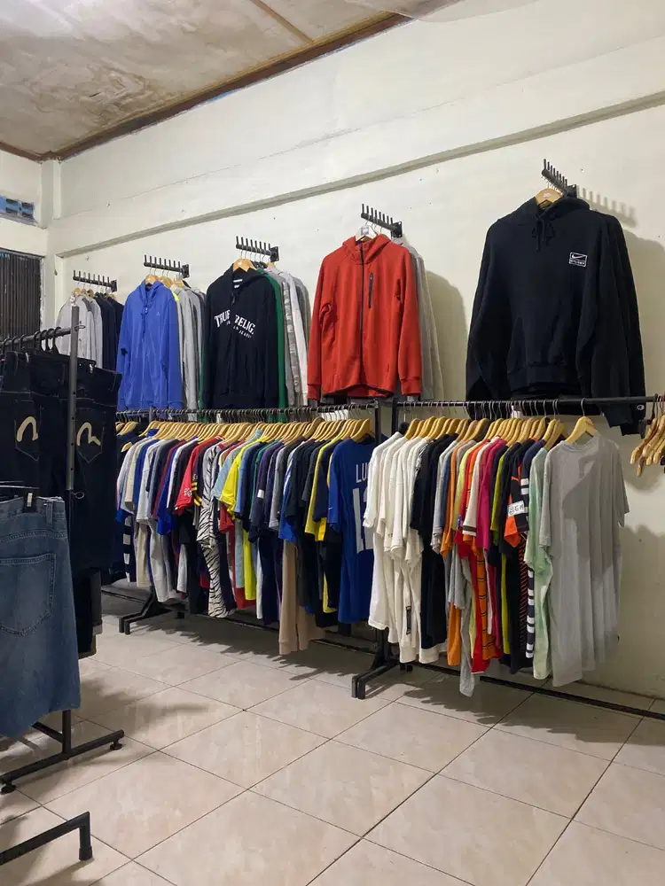 Outfit pria mulai 30 rb