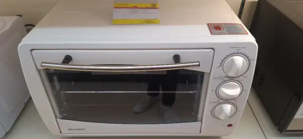Oven pemanggang kue sharp
