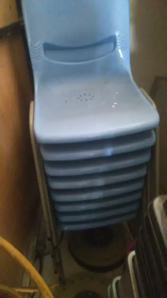 Di jual bangku merk INFORMA